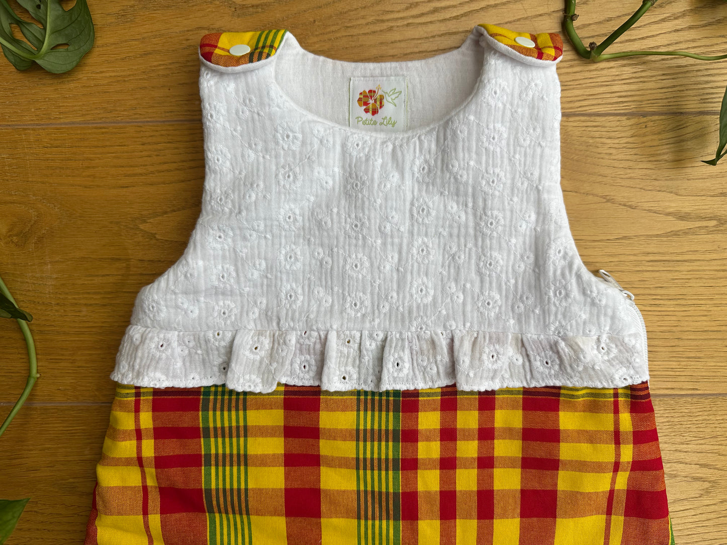 Gigoteuse "Ananas" en madras traditionnel & double gaze