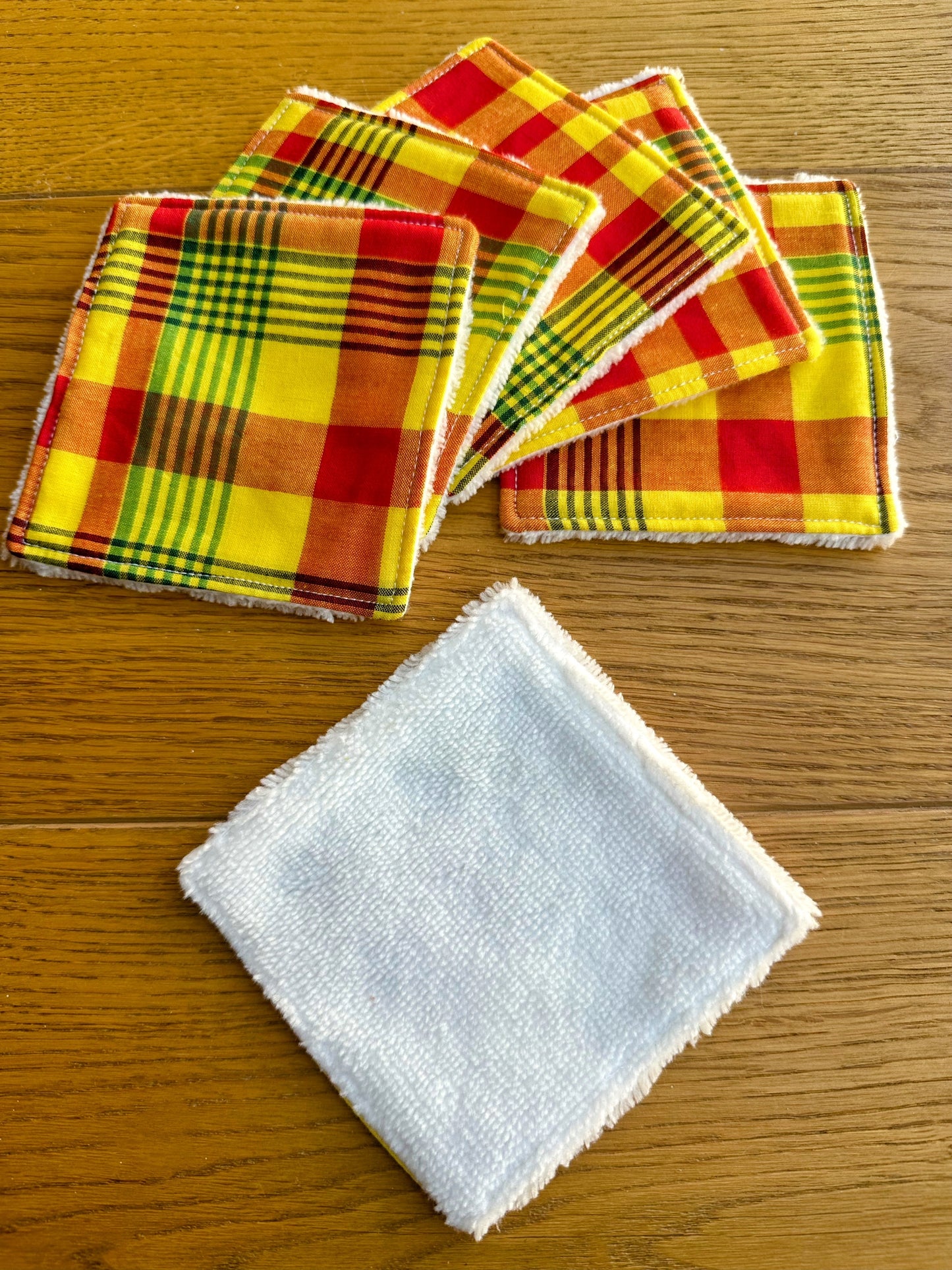 Lingettes lavables "Maracuja" en madras traditionnel