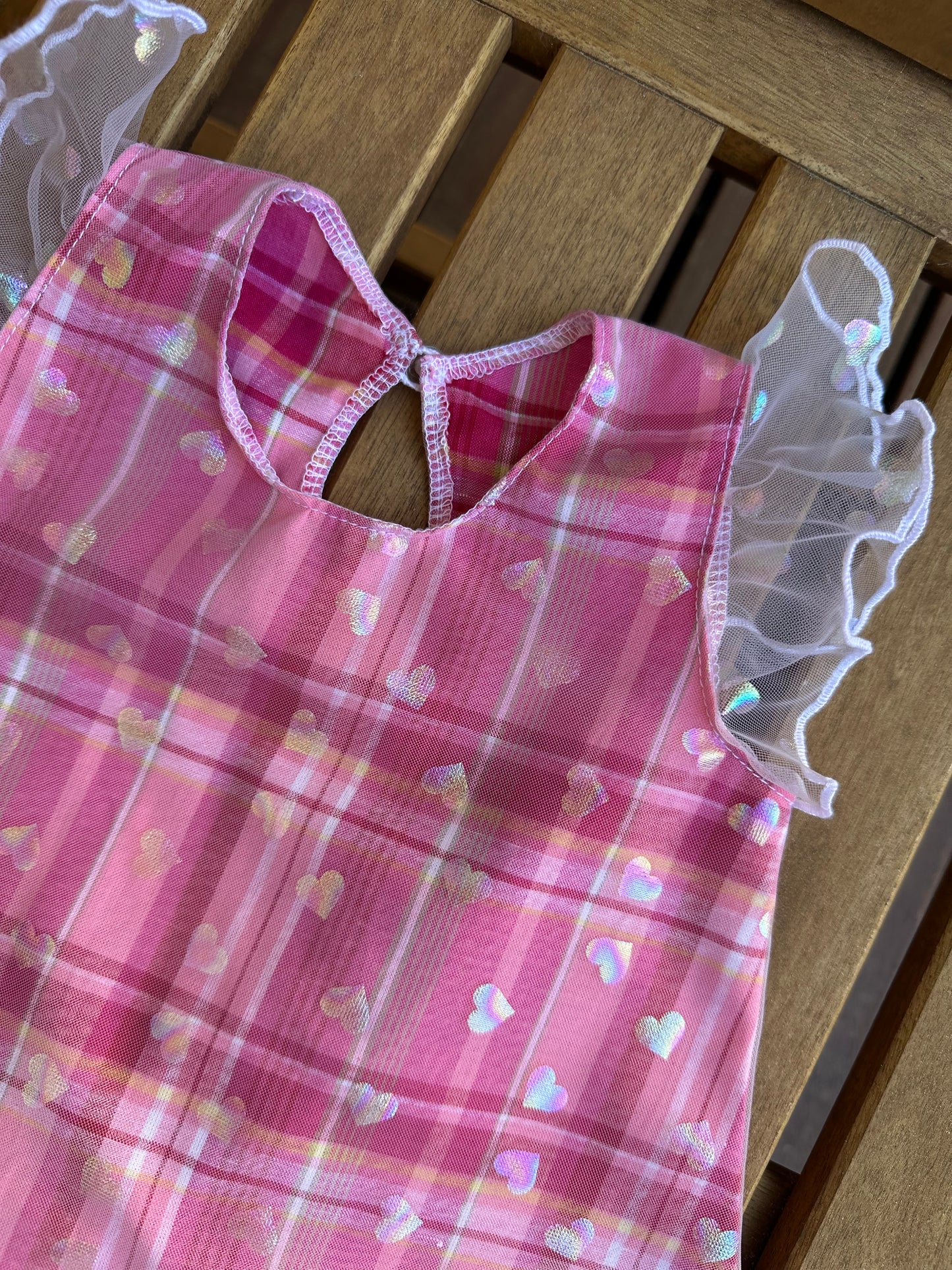 Robe bébé en madras et tulle rose à petits coeurs