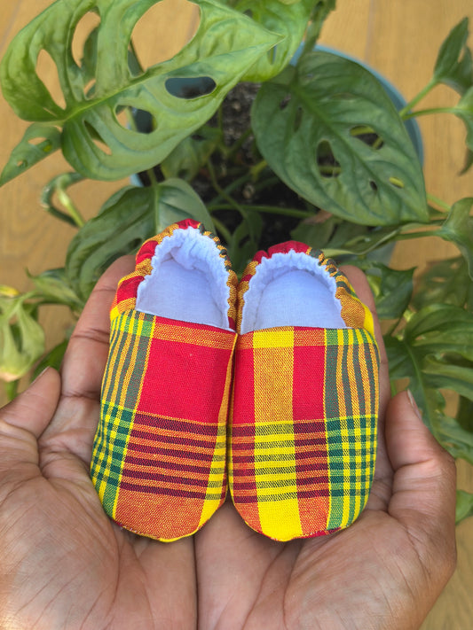 Chaussons bébé en madras